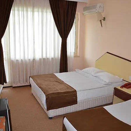 מלון Grand Sevgi פמוקלה