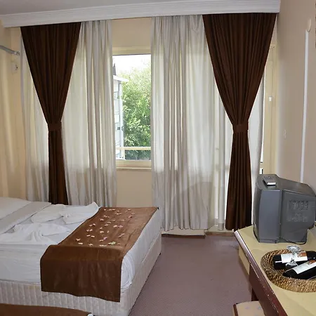 מלון Grand Sevgi 4*