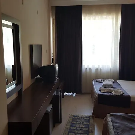 מלון Grand Sevgi 4*