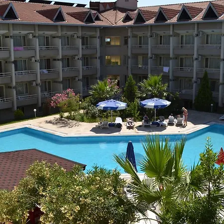 מלון Grand Sevgi פמוקלה